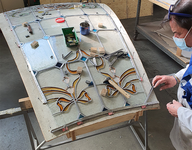 Dettaglio della produzione della cupola di Dubai